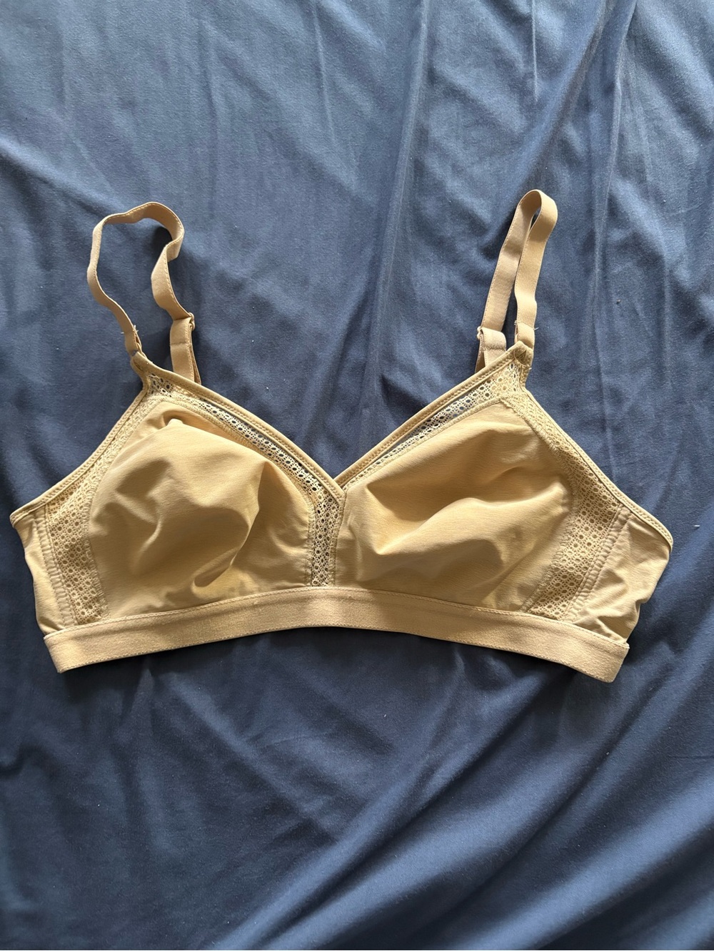 Nude/Tan Wireless Bra